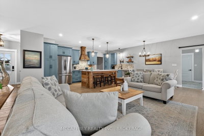 1930 County Rd 9 • Napanee, ON photo 7