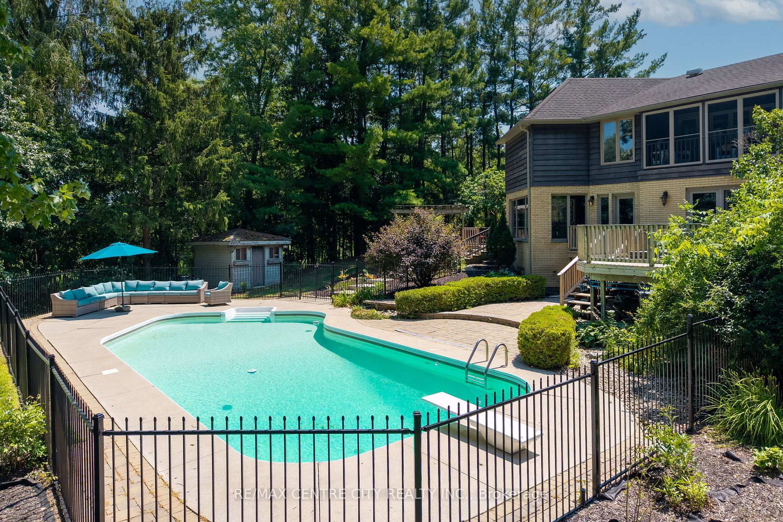 255 MILL POND Crescent, Strathroy-Caradoc — photo 6