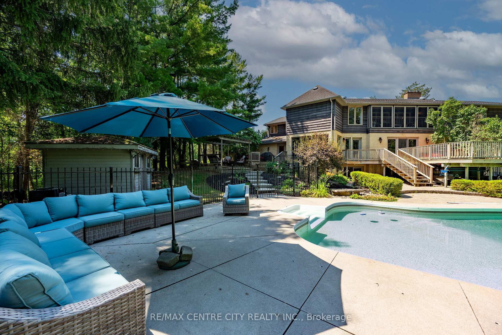 255 MILL POND Crescent, Strathroy-Caradoc — photo 7