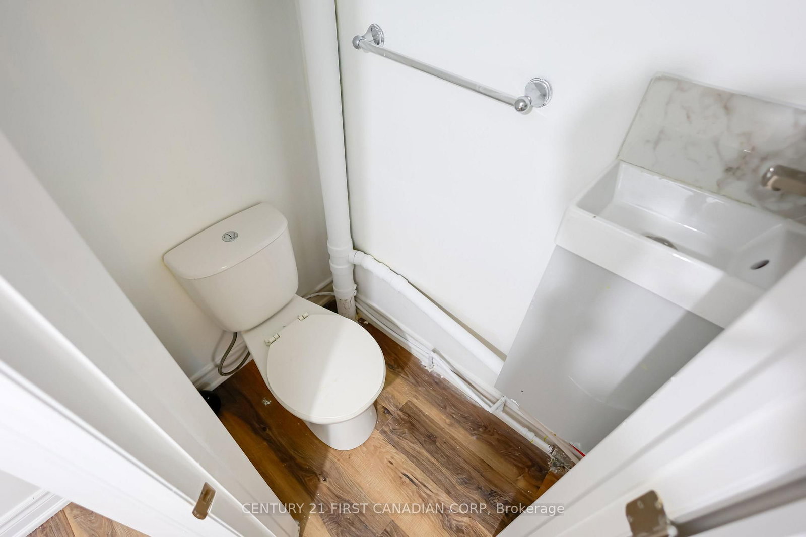 188 Furnival Road • West Elgin, ON photo 17
