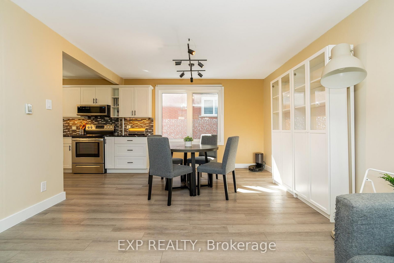 336 Poulin Avenue • Ottawa, ON photo 7