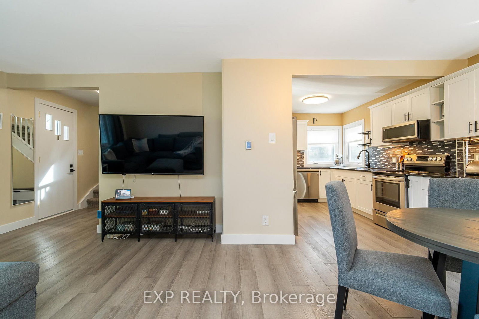 336 Poulin Avenue • Ottawa, ON photo 8