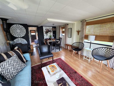 3402 Island 340 • Trent Lakes, ON photo 3