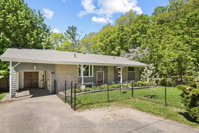 110 FRASER Street • Gravenhurst, ON photo 3
