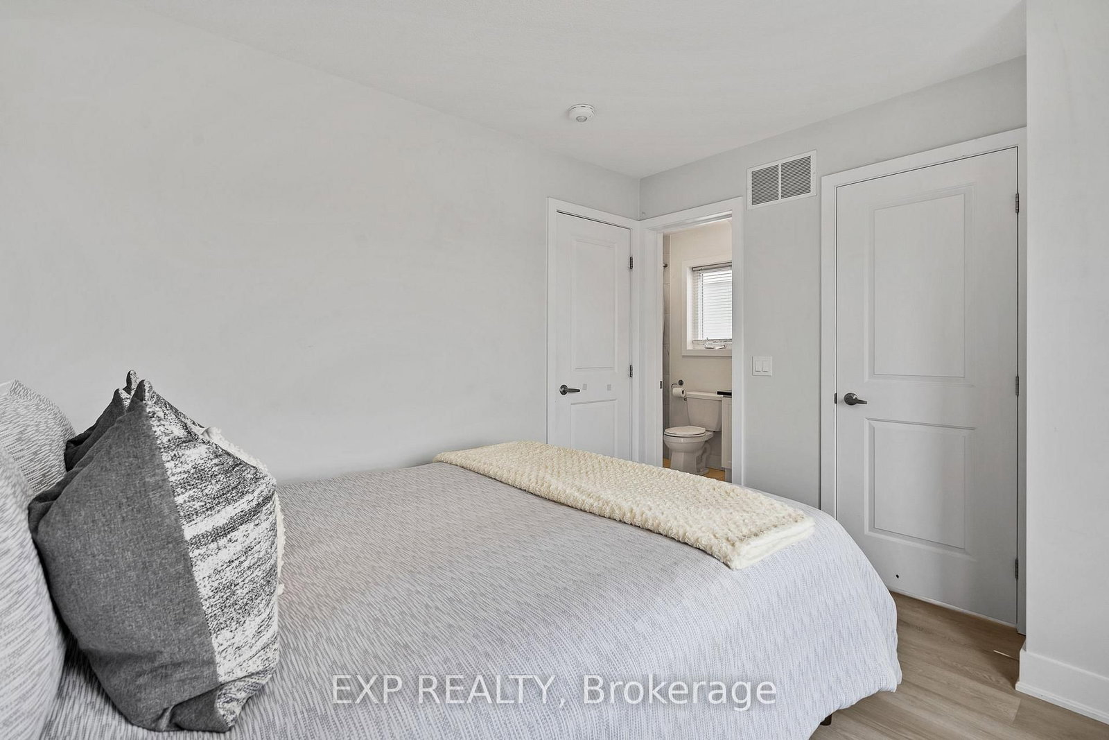 115 Shoreview Place • #6 • Hamilton, ON photo 21