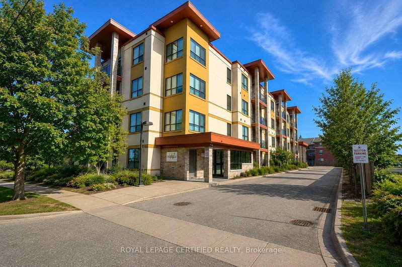 home for lease on 205-26 Wellington Street