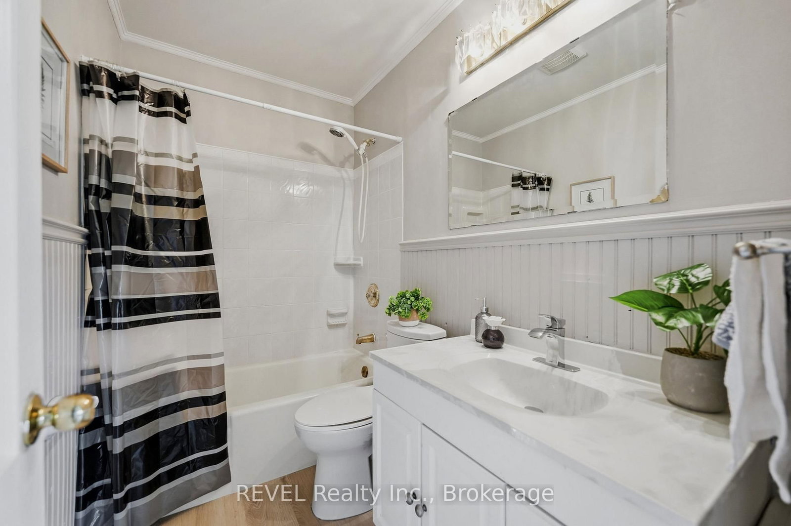 7962 Booth Street • Niagara Falls, ON photo 13