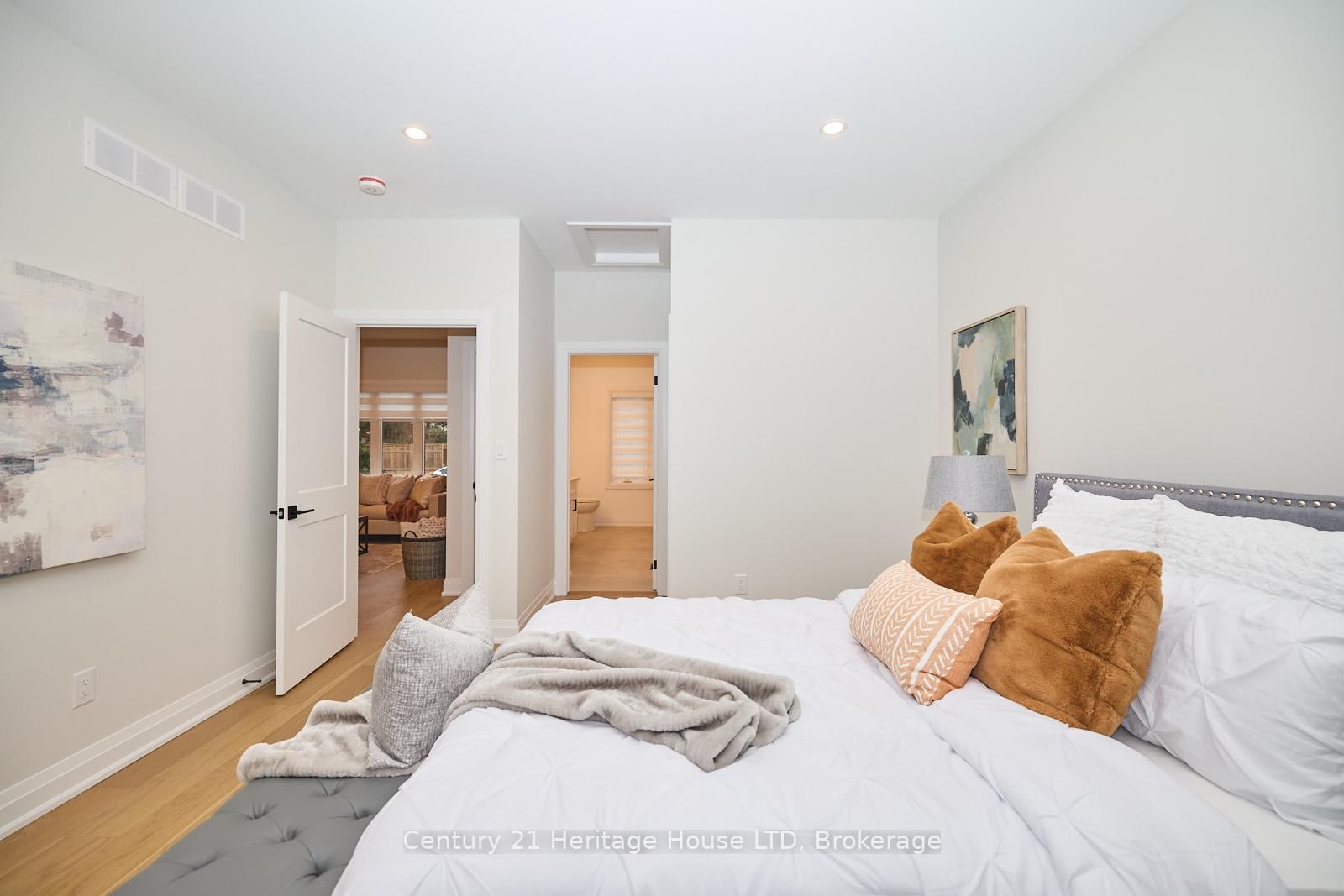 4 Meteor Street • St. Catharines, ON photo 17