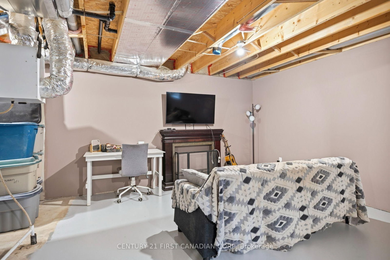 279 Oak Street • Lucan Biddulph, ON photo 27