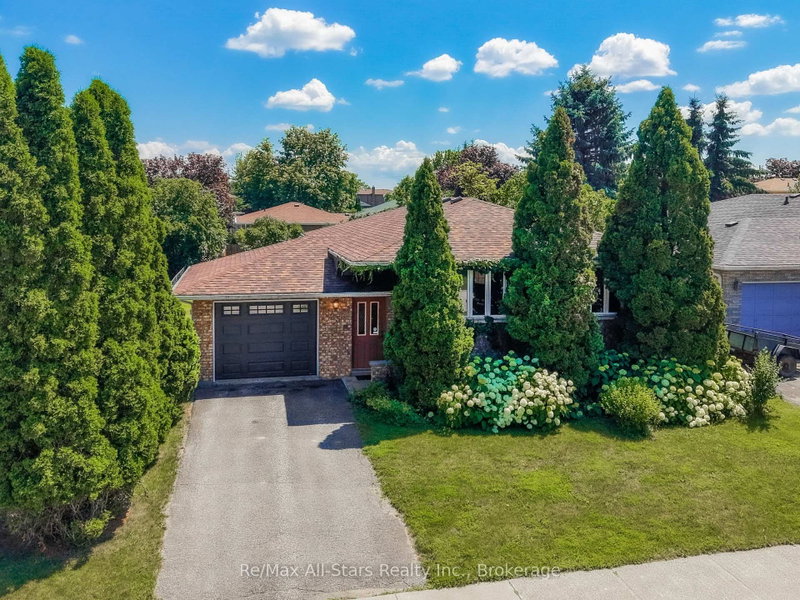 25 Madill Cres, Kawartha Lakes, Ontario