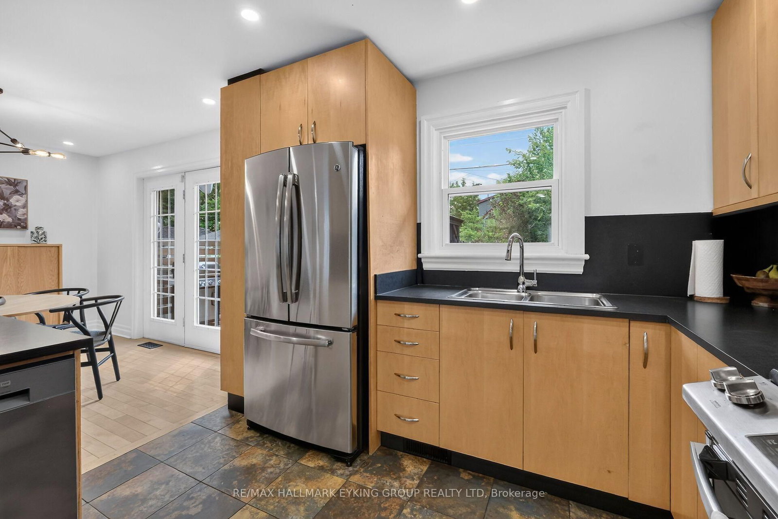20 Belgrave Road • Ottawa, ON photo 15