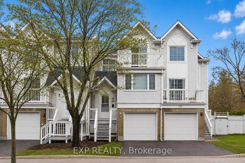 home for sale on 140 Castlegreen Private