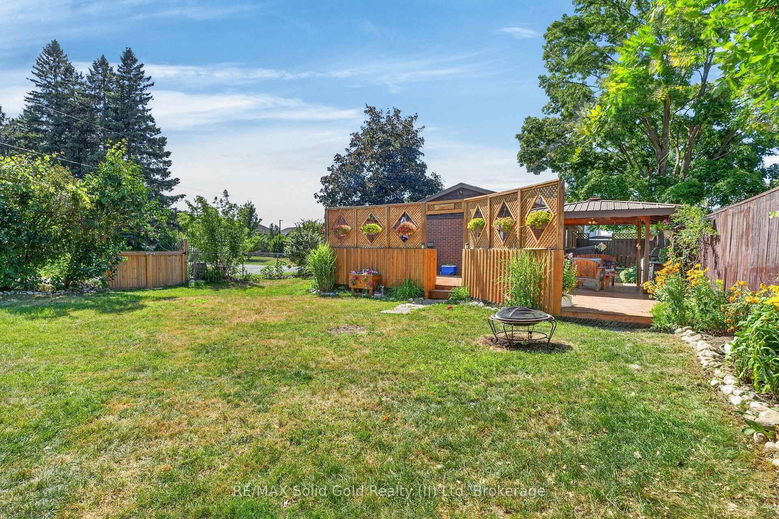 23 Mcrae Street • North Dumfries, ON photo 38