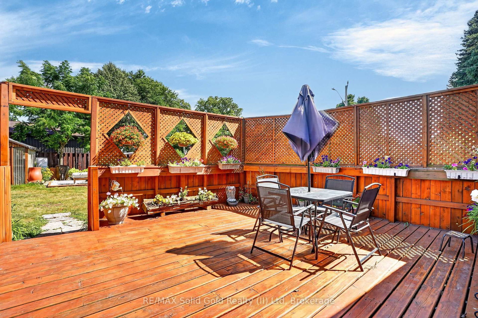 23 Mcrae Street • North Dumfries, ON photo 9