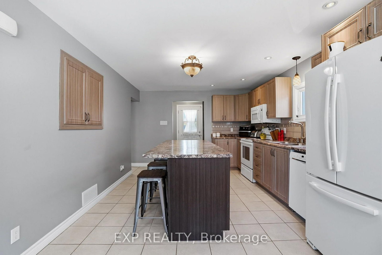 599 Victor Street • Clarence-Rockland, ON photo 13