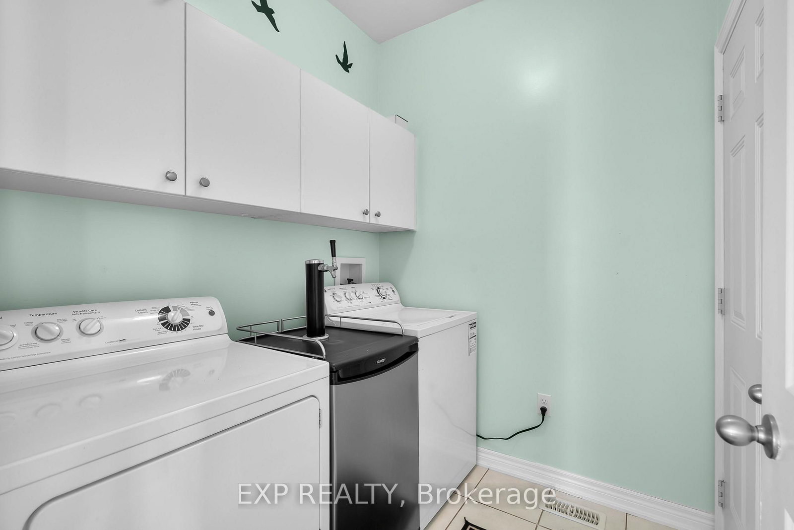 9001 Tristar Crescent • Niagara Falls, ON photo 31