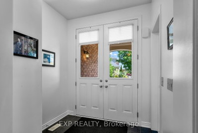 9001 Tristar Crescent • Niagara Falls, ON photo 5