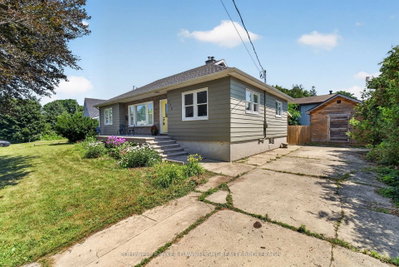 126 Centre Street • Bluewater, ON photo 2
