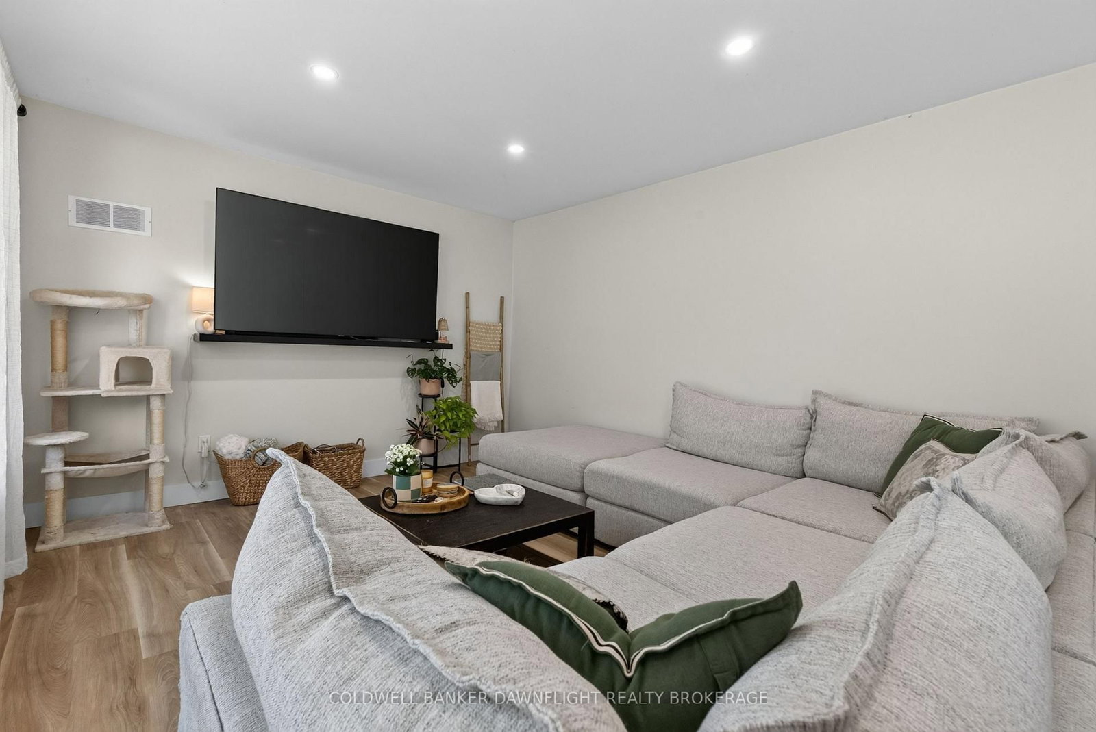 126 Centre Street • Bluewater, ON photo 7