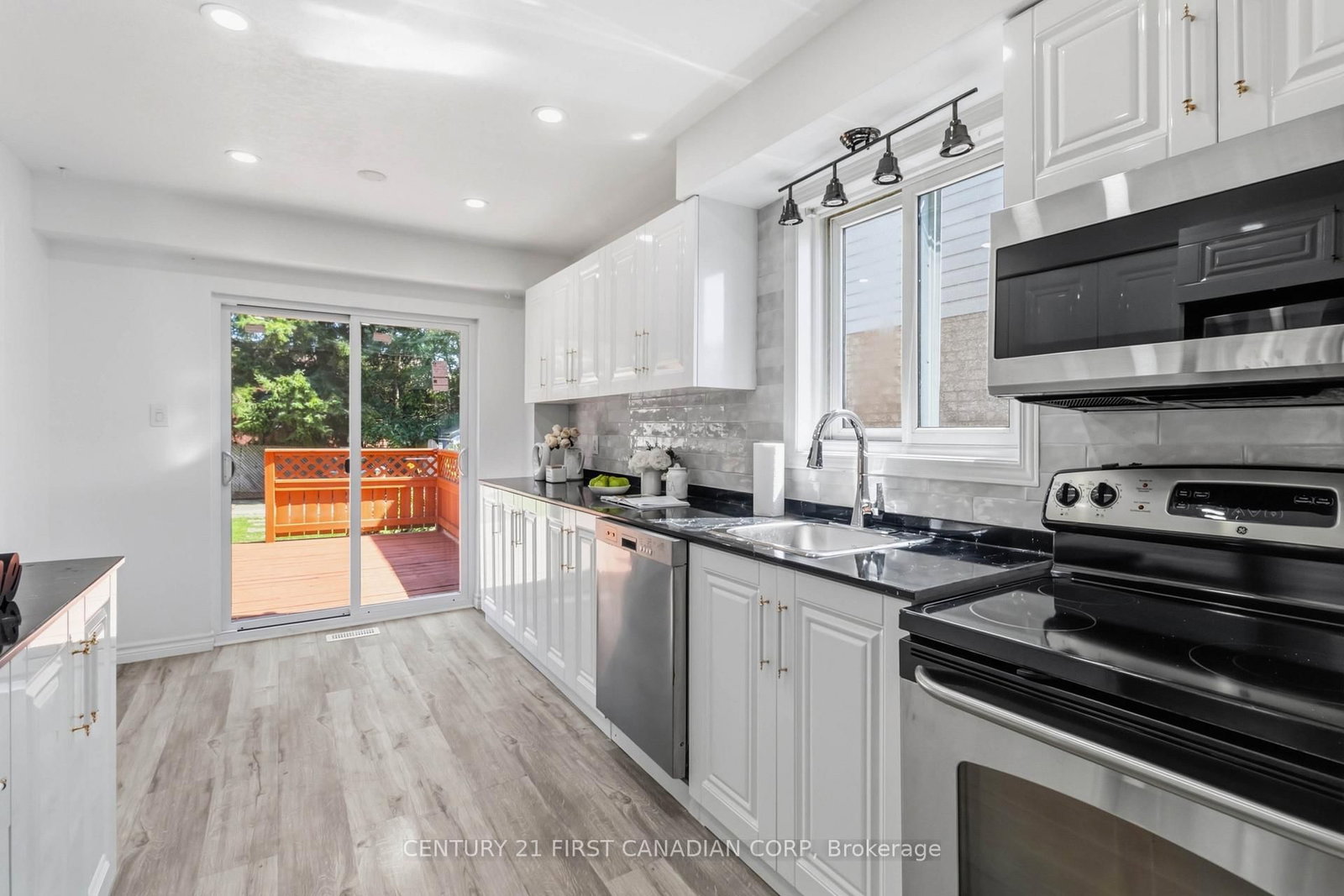 77 Watt Street • Guelph, ON photo 11