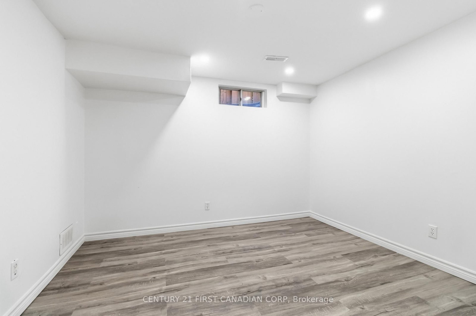 77 Watt Street • Guelph, ON photo 21