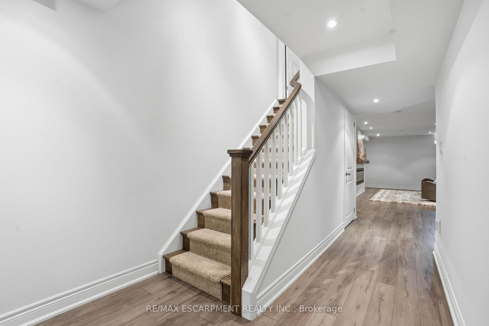 441 STONEHENGE Drive • #40 • Hamilton, ON photo 28