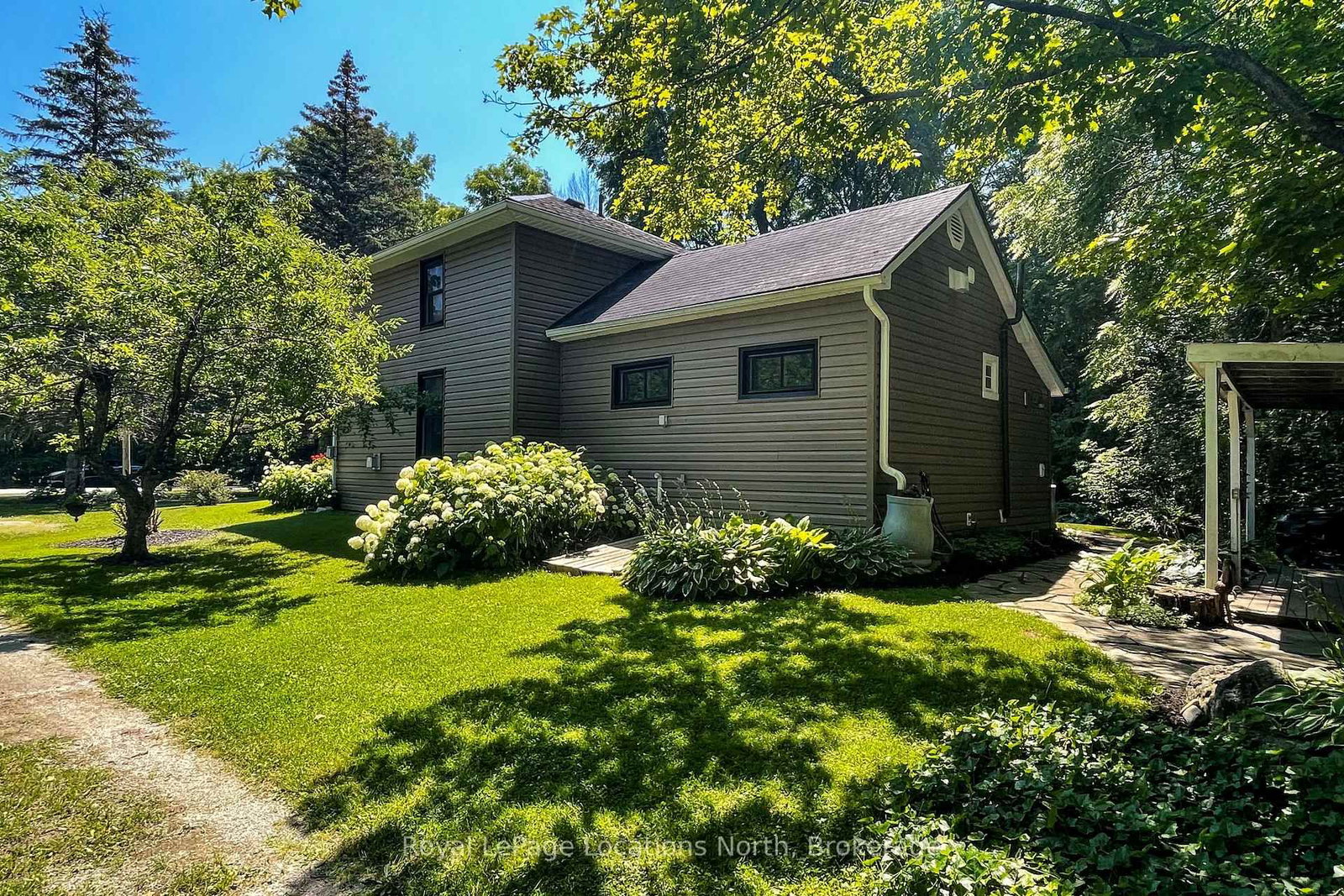 68 Centre Street • Meaford, ON photo 3