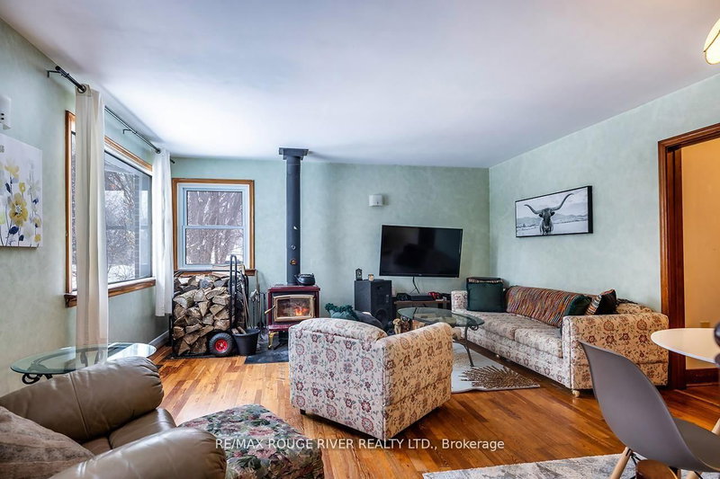 3989 Mcintosh Road