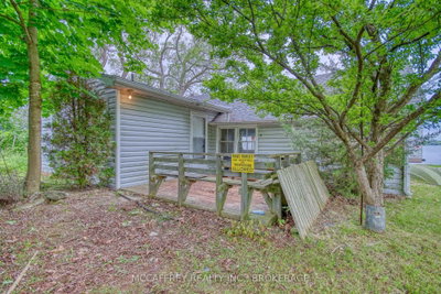 94 WILLOW POINT Lane • Napanee, ON photo 3