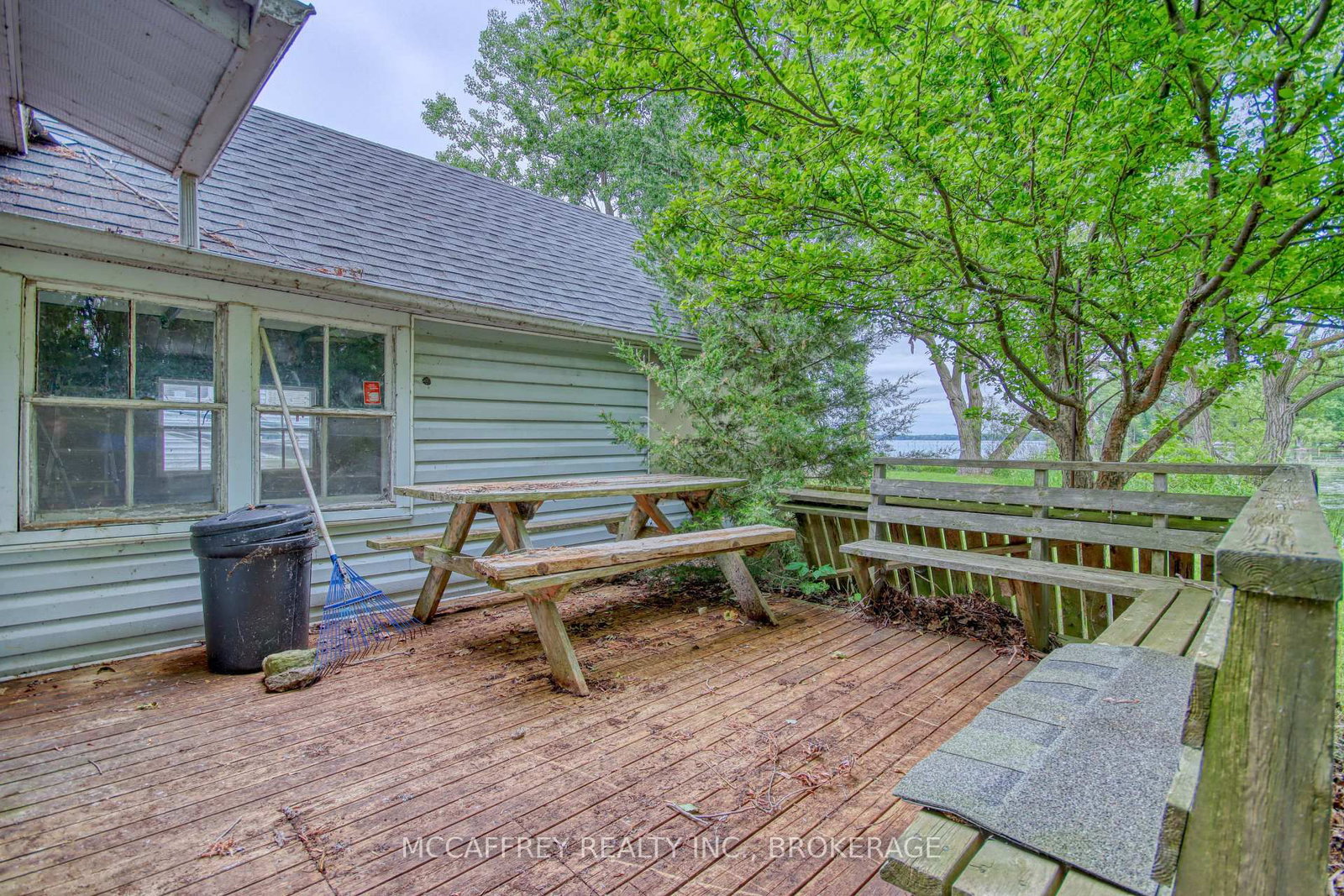 94 WILLOW POINT Lane • Napanee, ON photo 4