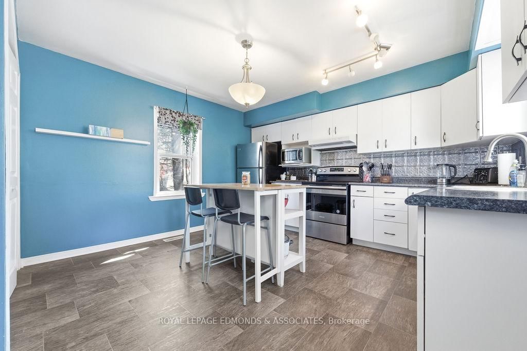 430 Mary Street • Pembroke, ON photo 17