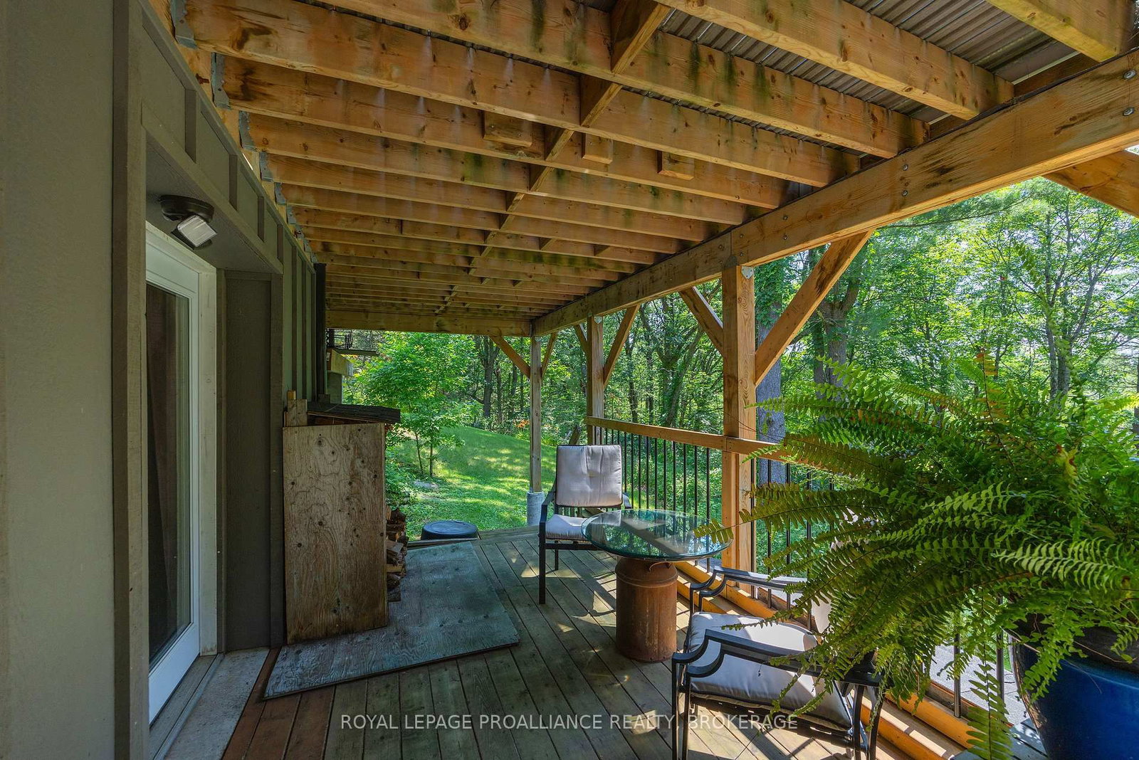 369 Old River Road • Front of Yonge, ON photo 13