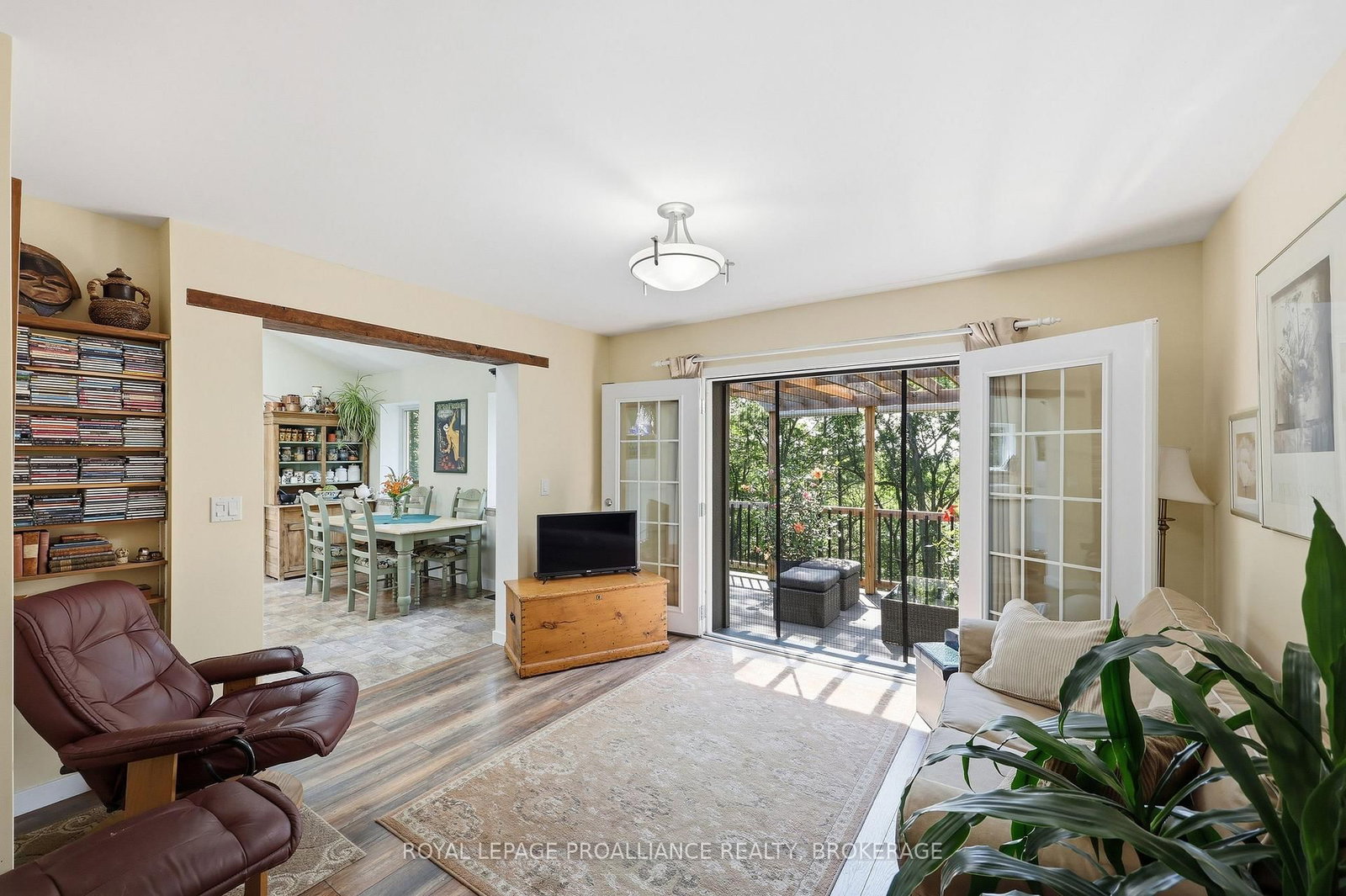 369 Old River Road • Front of Yonge, ON photo 20