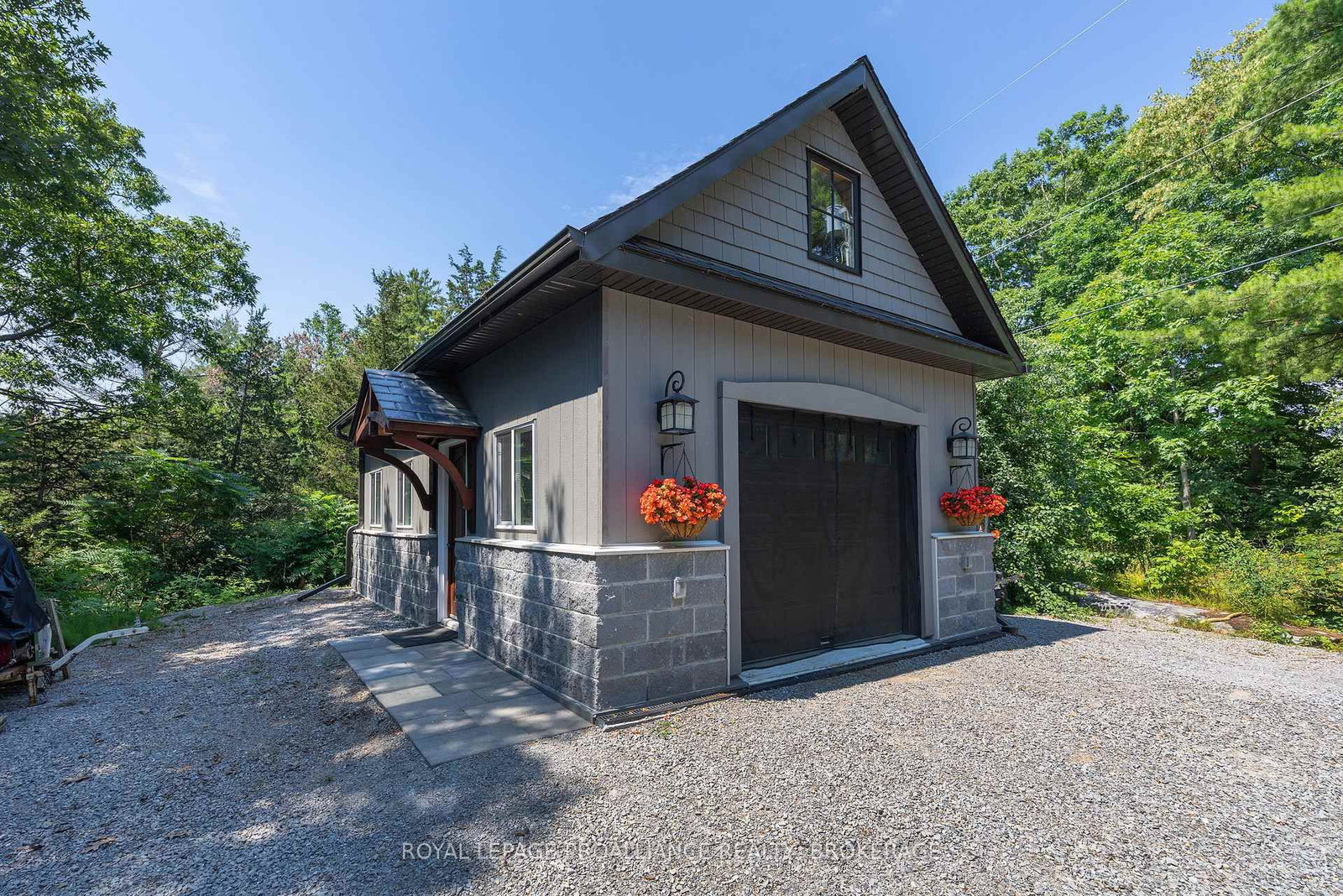 369 Old River Road • Front of Yonge, ON photo 43