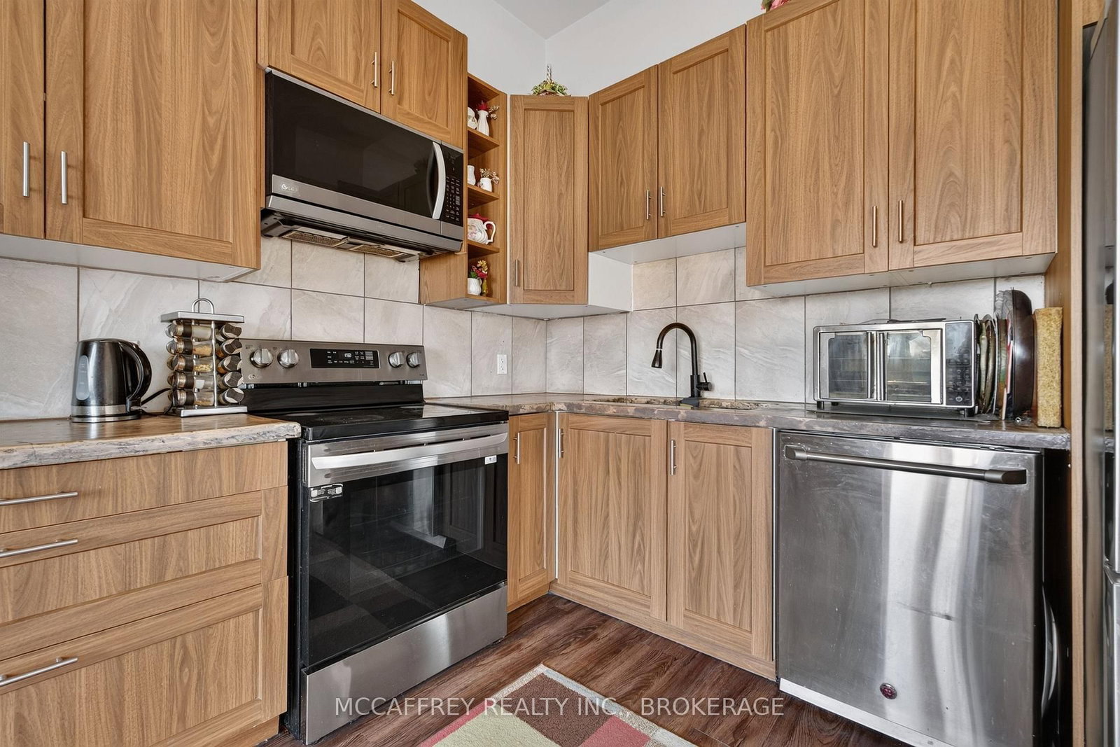 4326 County Rd 6 • Yarker, ON photo 31