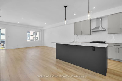 3550 Emily Carr Lane — photo 5