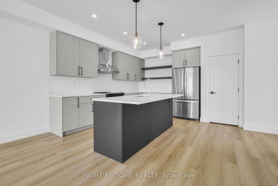 3550 Emily Carr Lane — photo 6