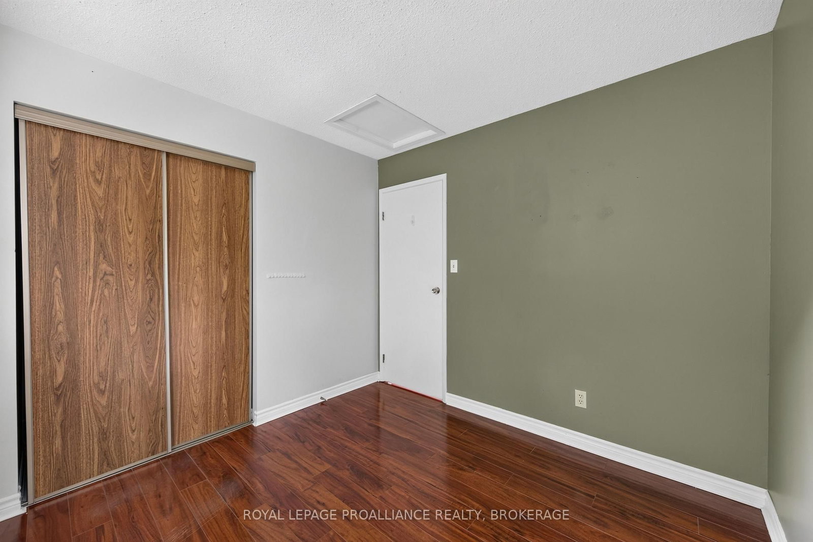 585 Gavin Court • Kingston, ON photo 19