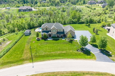 107 Turner Court • Erin, ON photo 3