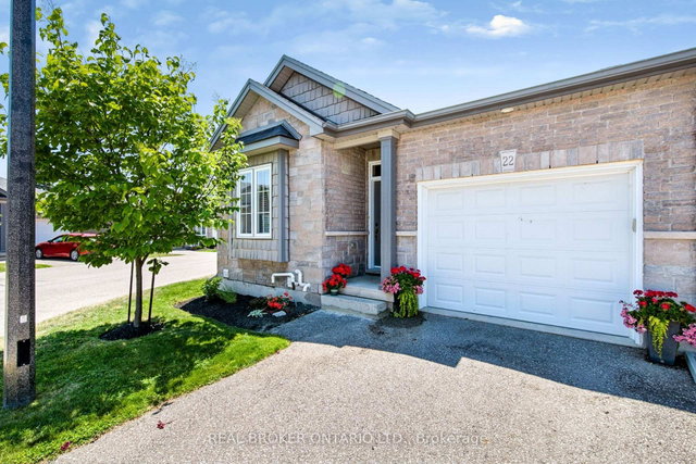 22-244 Dundas Street