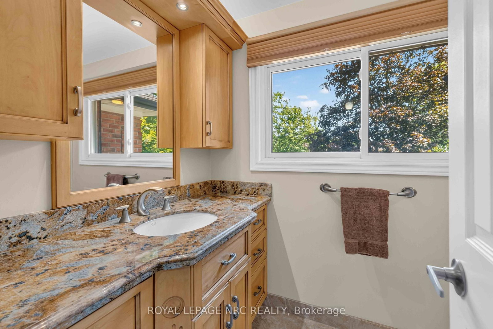 51 Forestview Drive • Hamilton, ON photo 29