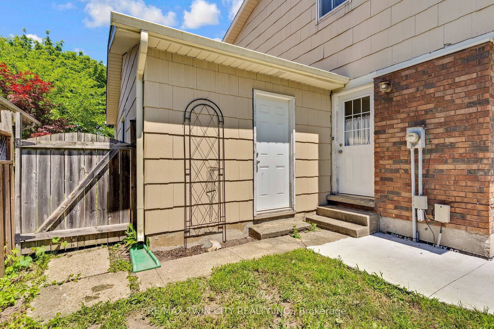 15 Lewis Crescent • Kitchener, ON photo 42