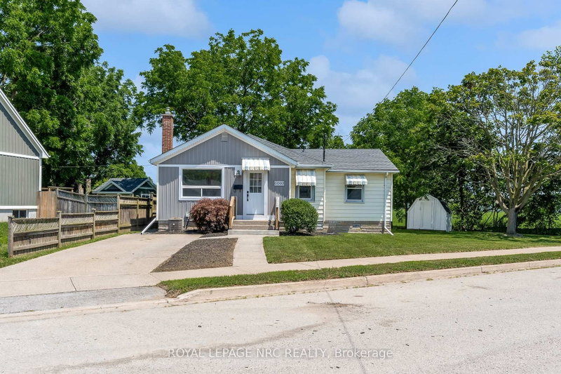 home for sale on 6069 Collins Drive