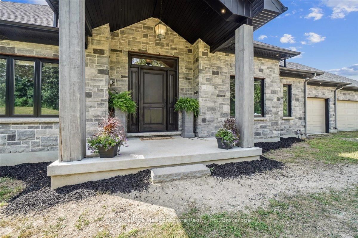 8837 Wellington Road 124 • Erin, ON photo 5