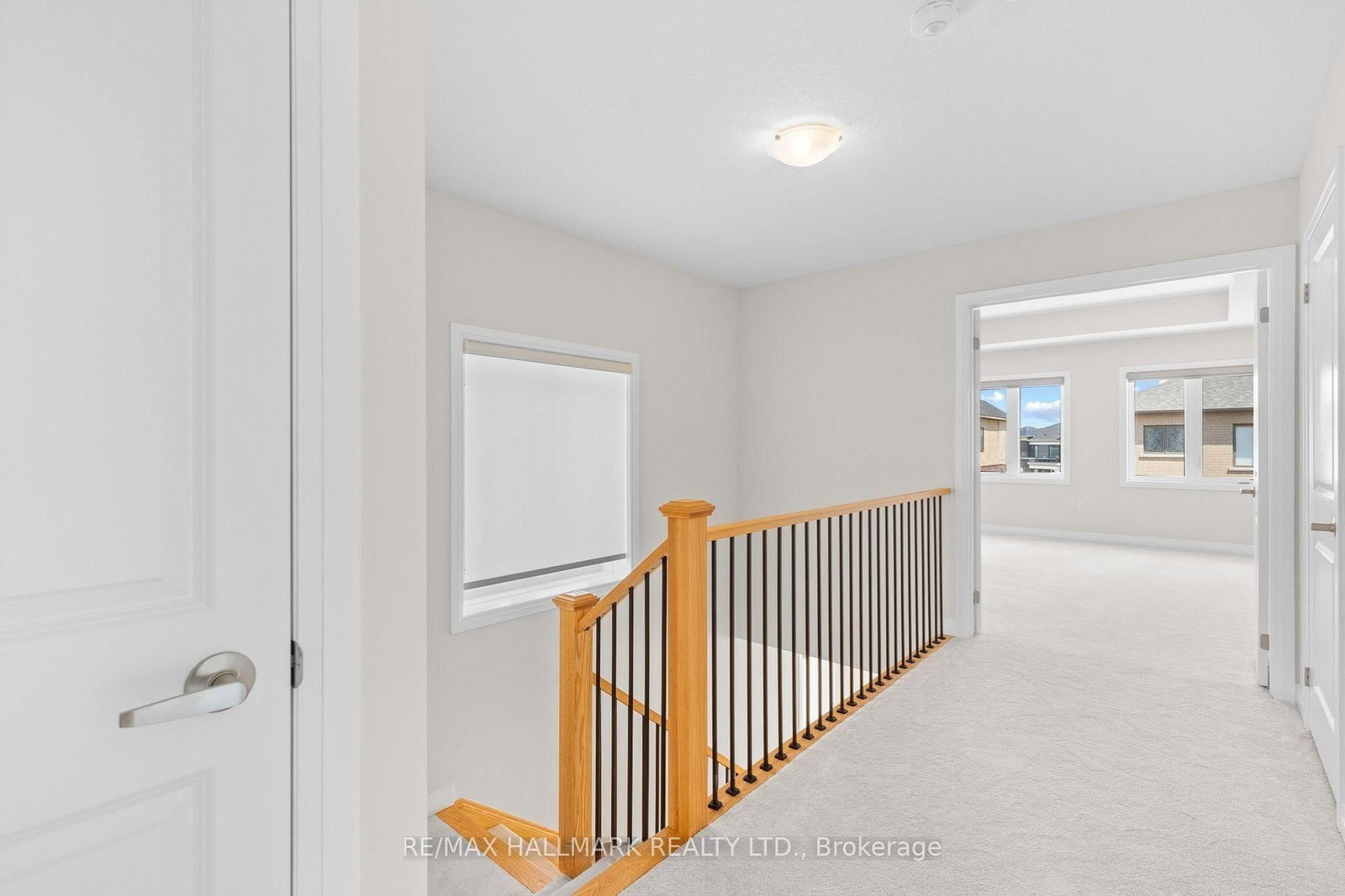 16 Crossmore Crescent • Cambridge, ON photo 12