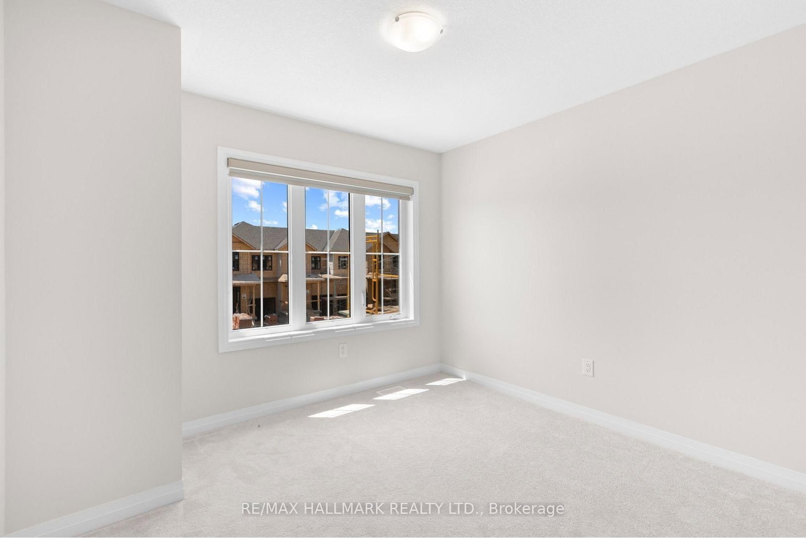16 Crossmore Crescent • Cambridge, ON photo 18