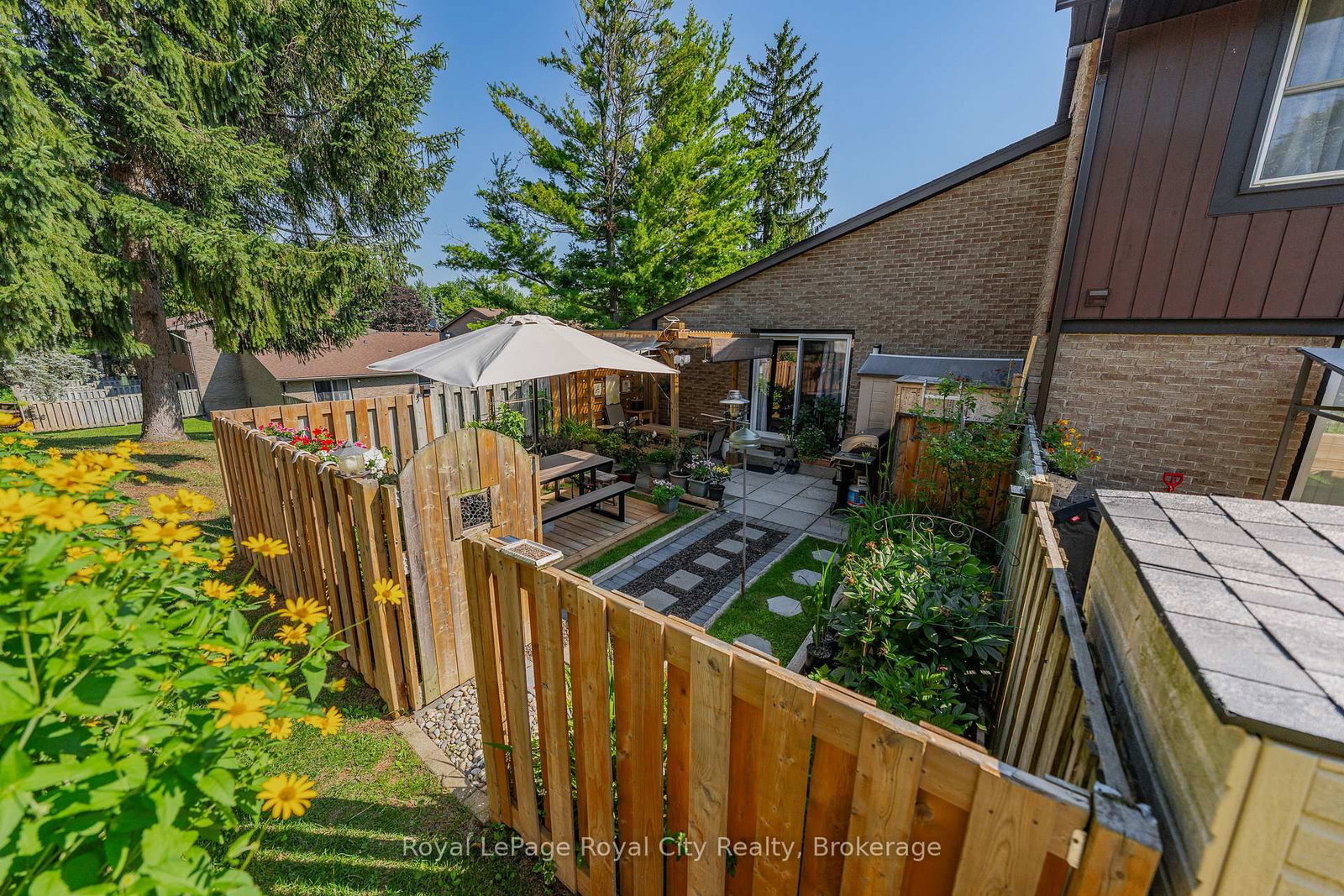 539 Willow Road • #58 • Guelph, ON photo 46