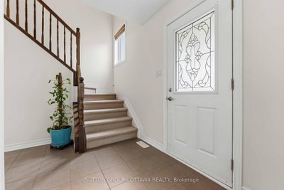120 Dunforest Terrace • Ottawa, ON photo 5