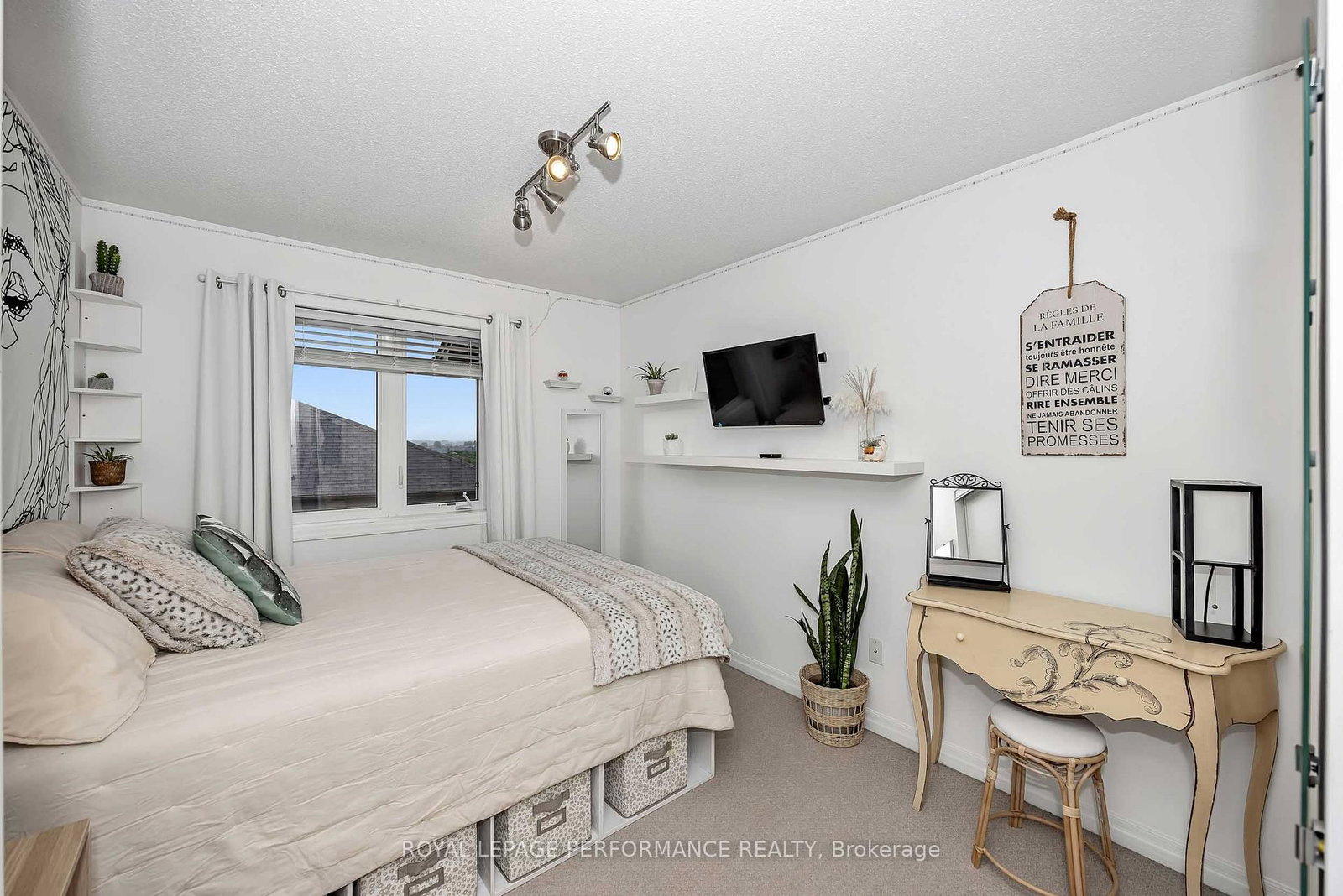 510 Knotridge Street • Orleans, ON photo 16