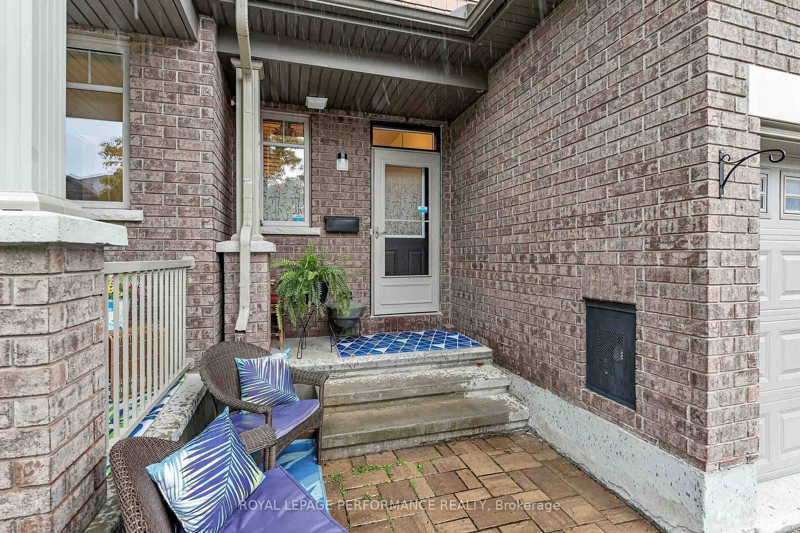 510 Knotridge Street • Orleans, ON photo 3